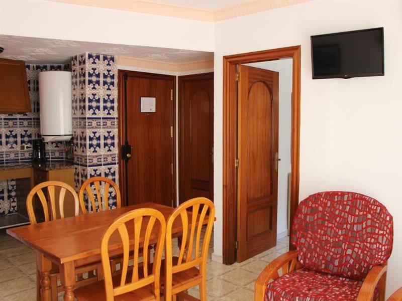 Apartamentos Las Americas - Blanes Beach Екстериор снимка