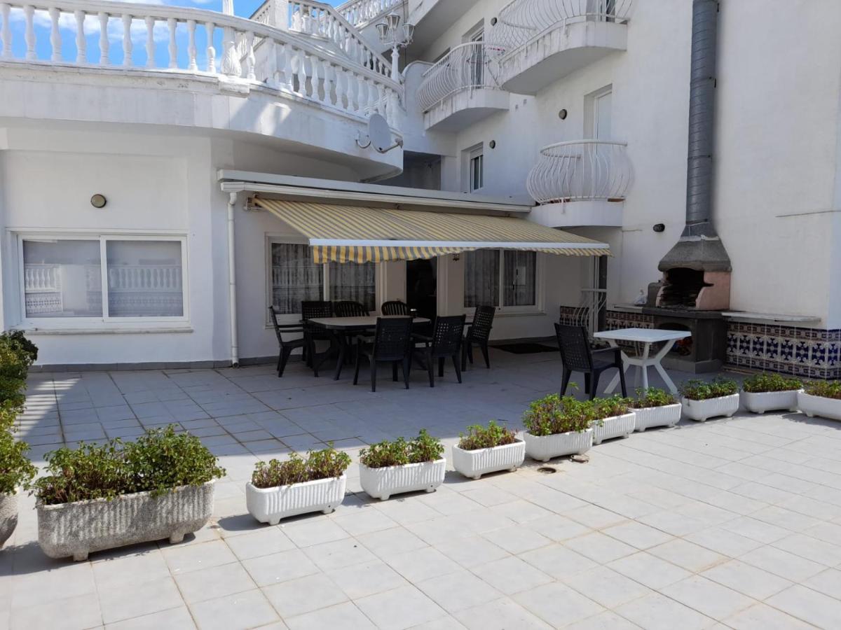 Apartamentos Las Americas - Blanes Beach Екстериор снимка