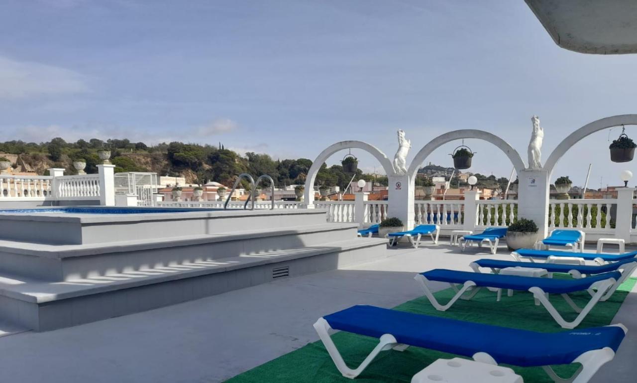 Apartamentos Las Americas - Blanes Beach Екстериор снимка