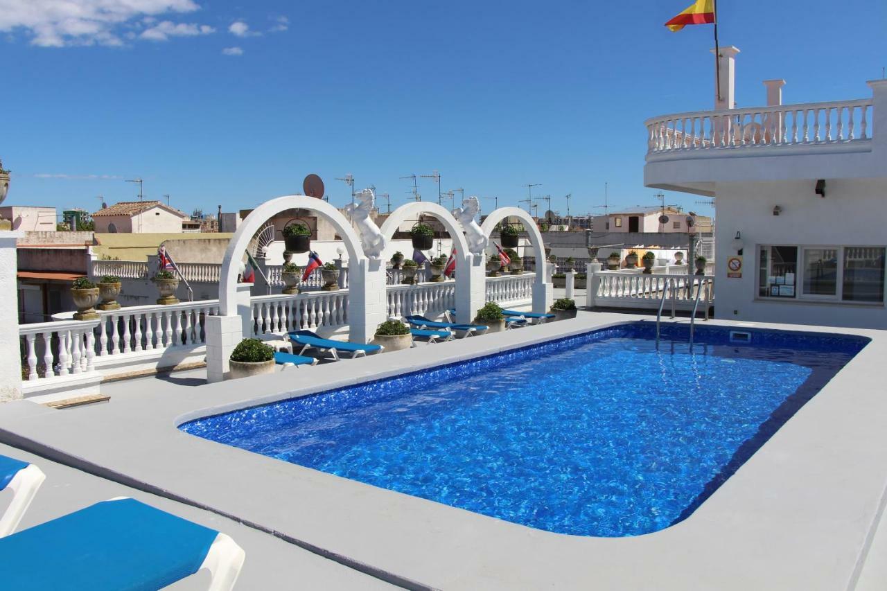 Apartamentos Las Americas - Blanes Beach Екстериор снимка